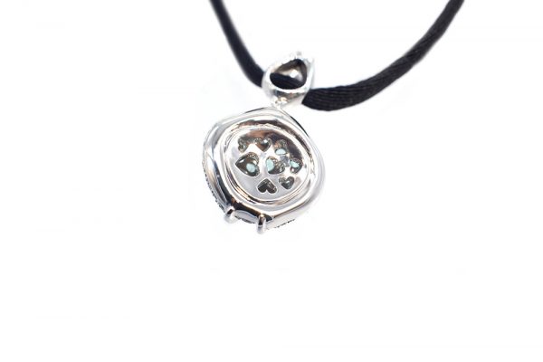 Collection Joaillerie Eclosion - Pendentif Paraibas 4