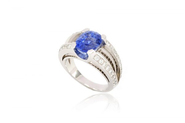 Solitaire Saphir, or blanc et Diamants