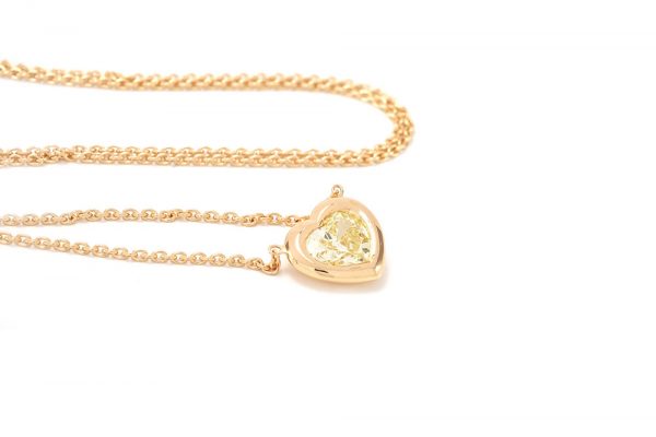 Pendentif Love - Or Jaune et Diamant Jaune 3
