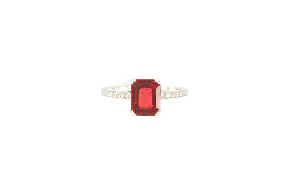 Solitaire Grenadine - Or blanc, diamants et Spinelle 5