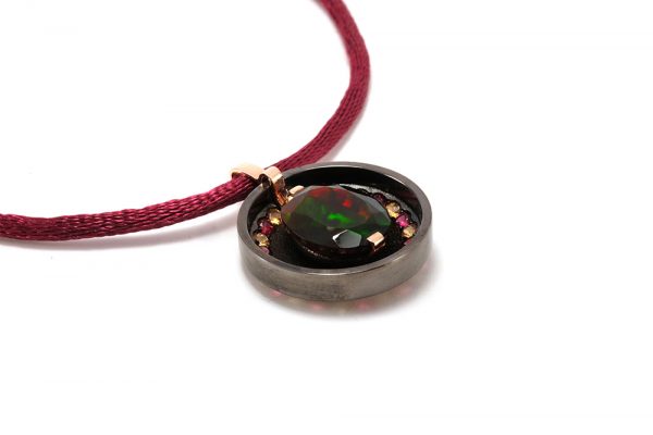 Pendentif Divinité - Opale et argent 2