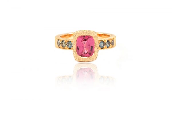 Bague Pink Perfume, Or, Spinelle et Alexandrites 4