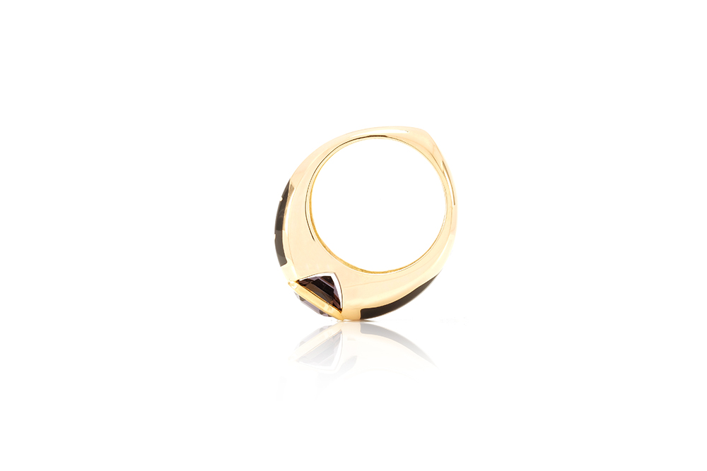 Chevalière 21ème, or jaune 18k, Spinelle et laque 6