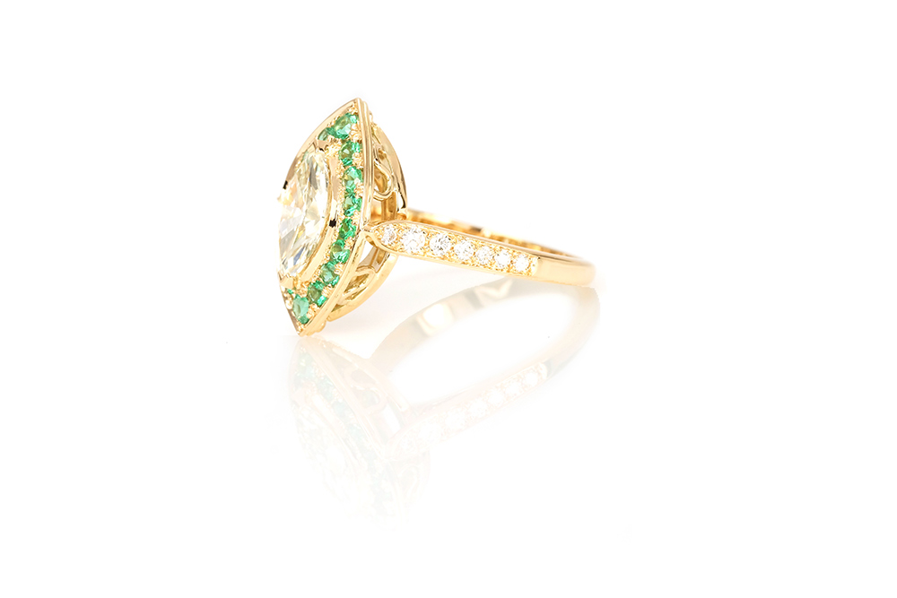 Bague Promesse, Or jaune 18k, Diamants et Émeraudes 5