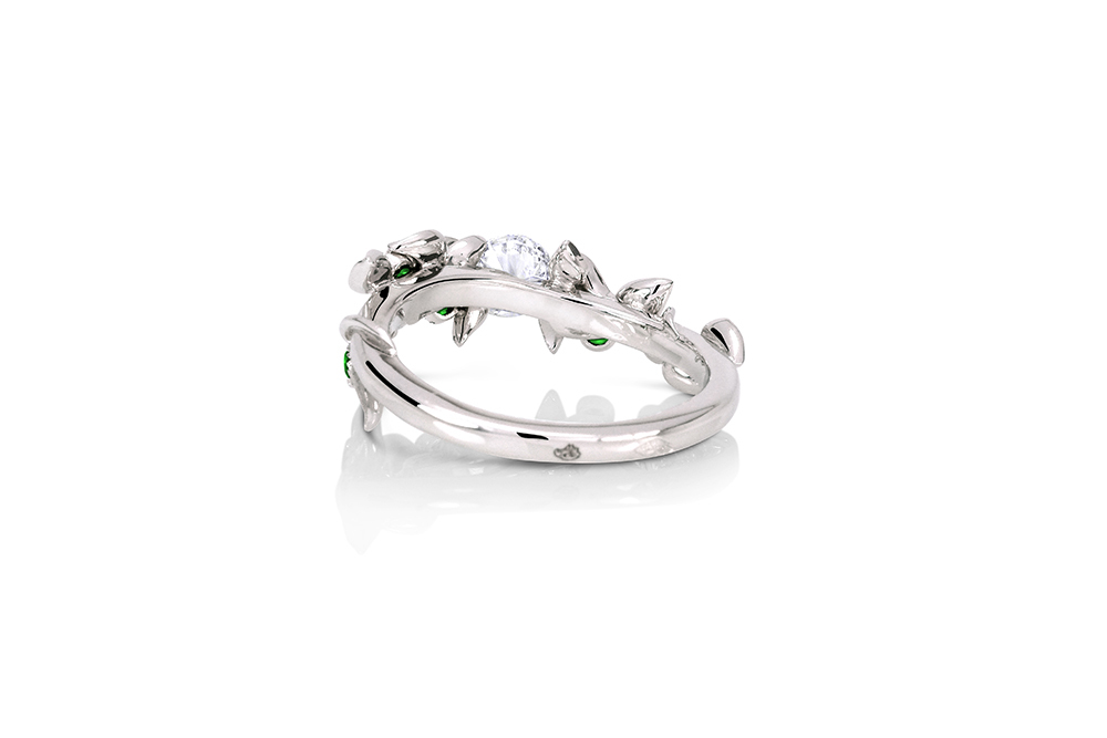 Bague Canopée en or blanc, diamants et tsavorites 5