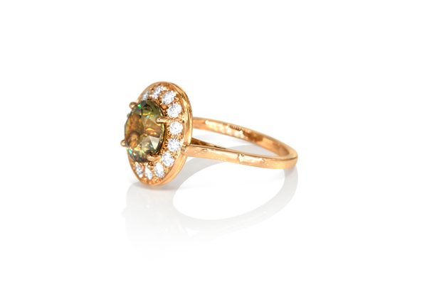 Bague or rouge, grenat démantoïde et diamants 5