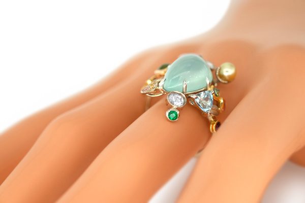 or 18 carats et pierres précieuses