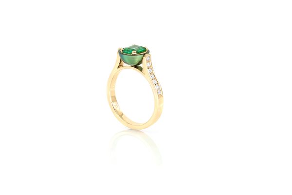 bague ma perle en or jaune, perle, émeraude et diamants 3