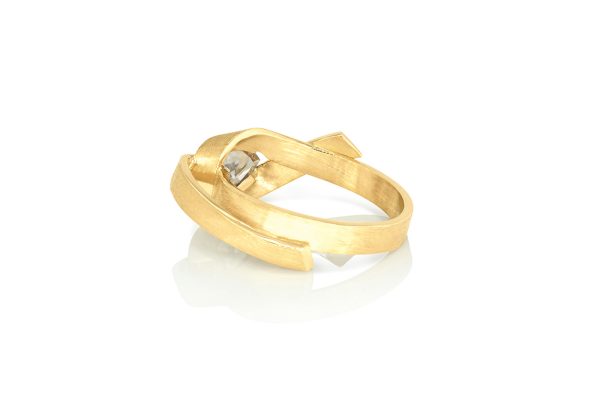 Or jaune 18K, ruban, diamant poire 5