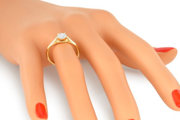 Solitaire Nature en or jaune et diamant 2