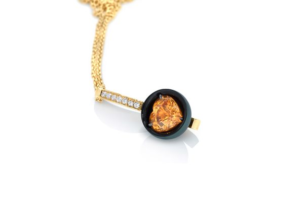 pendentif coeur de grenat spéssartite 7