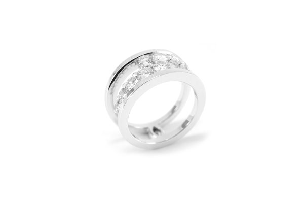 Or blanc palladié et 2 carats de diamants 4