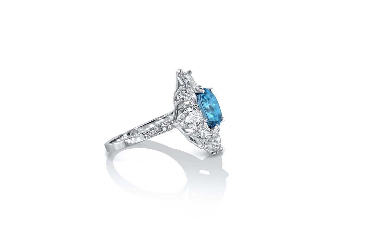Bague Mama Qusha, Diamant zircon et or 4