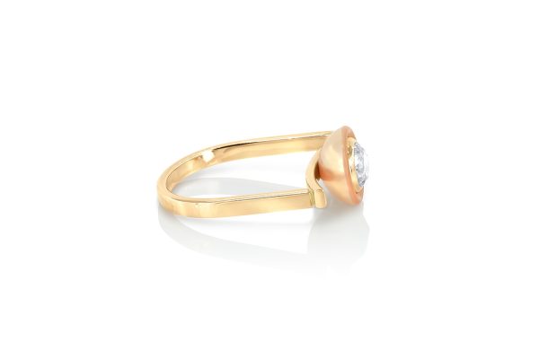 bague lily blanche, perle, diamant et or jaune 4